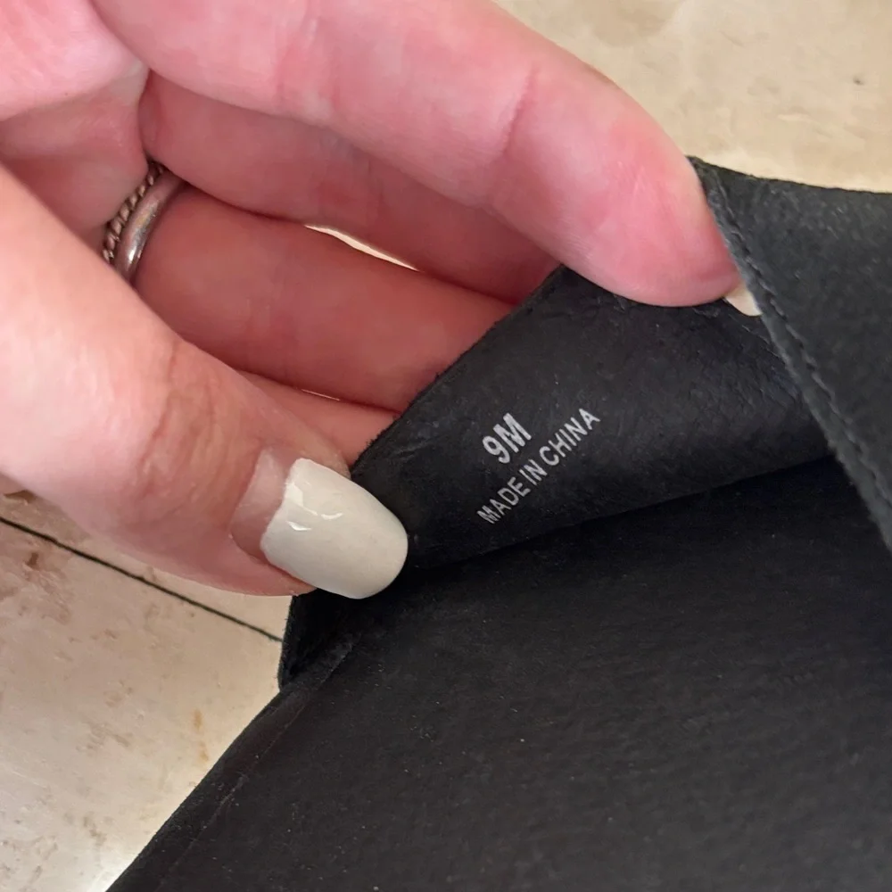 Eileen Fisher > Black and White Women's Sandals 9